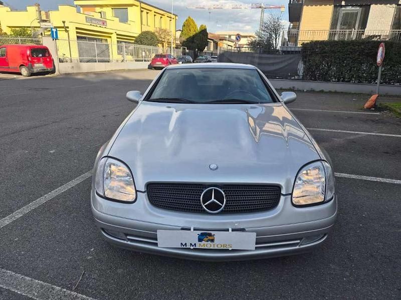 Usata Mercedes SLK200 192 CV (141 kW) 1999 Argento Cabrio