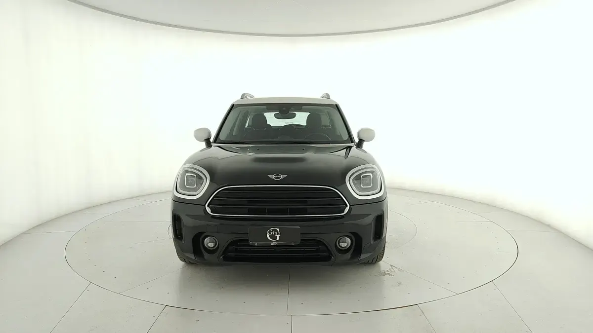 Begagnad Mini Cooper D Countryman Classic 150 HK (110 kW) 2023 Svart SUV