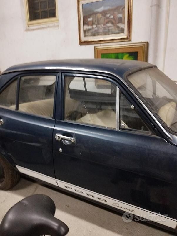 Usata Ford Escort 1970 Blu Berlina