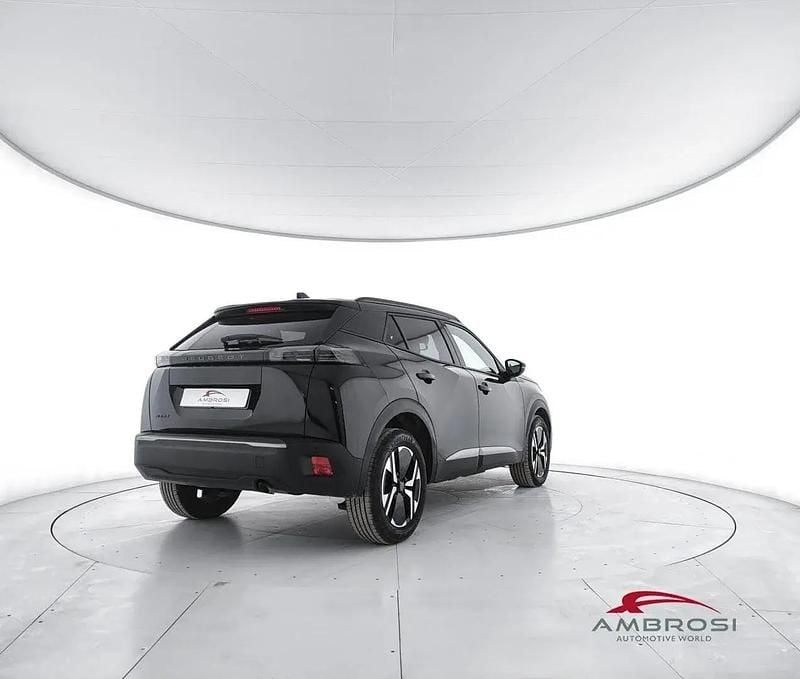 Usata Peugeot 2008 Allure 101 CV (74 kW) 2025 Nero SUV