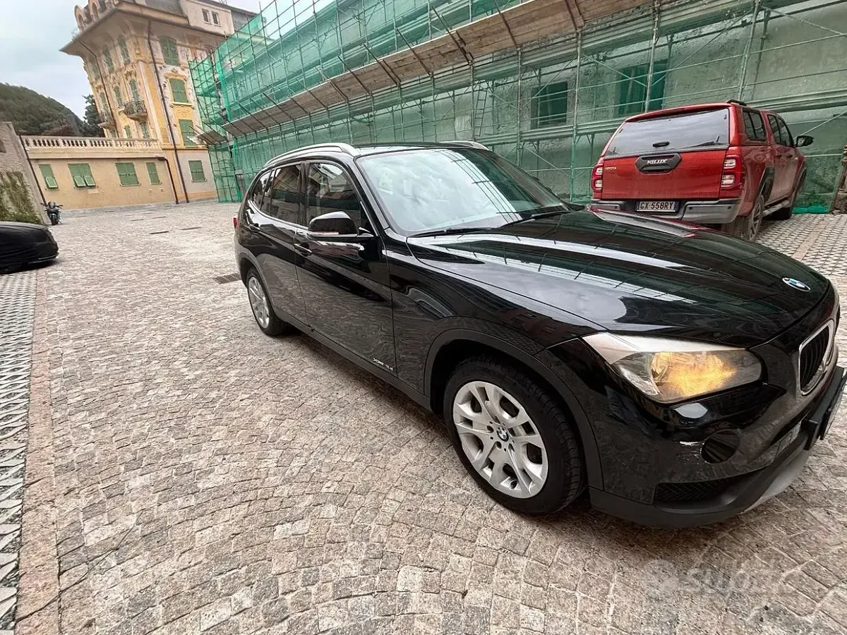 Usata BMW X1 143 CV (105 kW) 2012 Nero SUV