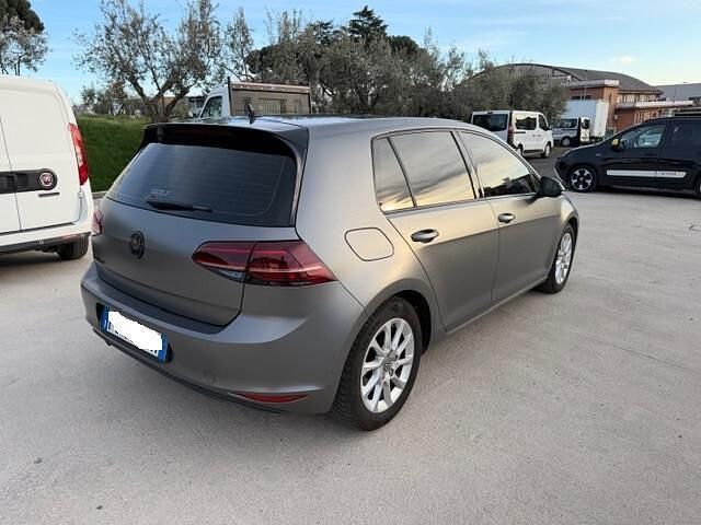 Usata VW Golf VII Highline 110 CV (80 kW) 2016 Grigio Berlina