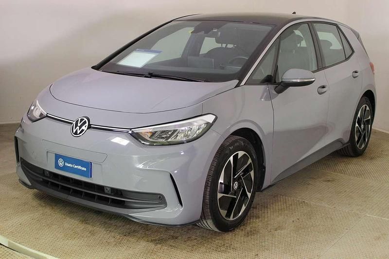 Usata VW ID.3 Life 69 kW (95 CV) 2023 Nero Utilitaria