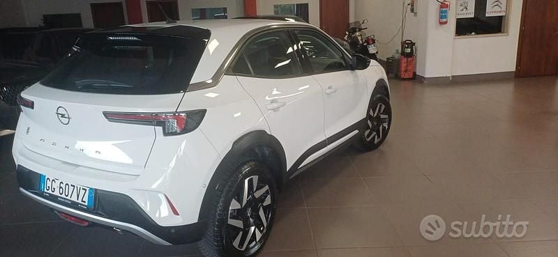 Usata Opel Mokka Elegance 110 CV (80 kW) 2022 Bianco SUV