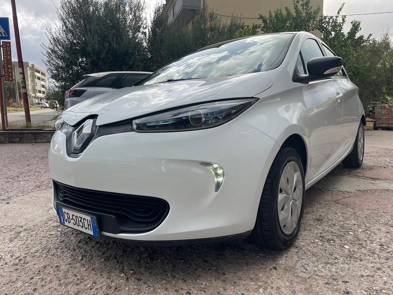 Usata Renault Zoe Life 64 kW (88 CV) 2018 Bianco Utilitaria