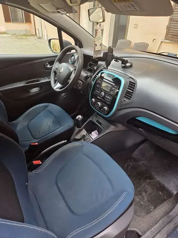 Usata Renault Captur 90 CV (66 kW) 2014 SUV