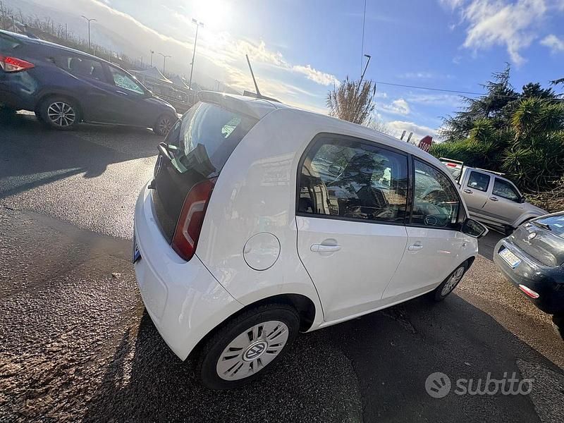 Usata VW up! 60 CV (44 kW) 2015 Bianco Utilitaria
