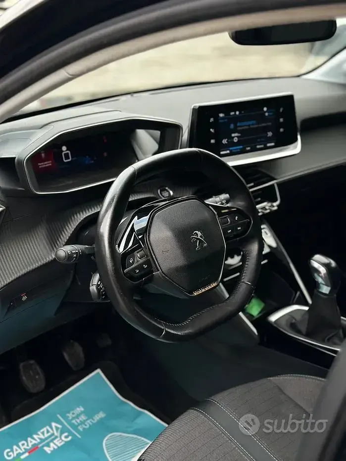 Usata Peugeot 208 Active 75 CV (55 kW) 2022 Nero Utilitaria
