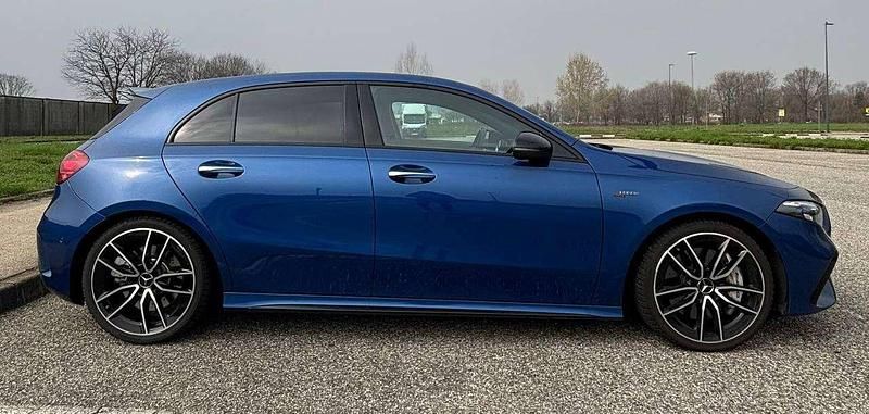 Usata Mercedes A35 AMG AMG 306 CV (225 kW) 2024 Spectral blue Berlina
