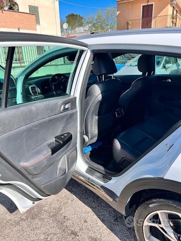 Usata Kia Sportage GT-Line 136 CV (100 kW) 2019 Bianco SUV