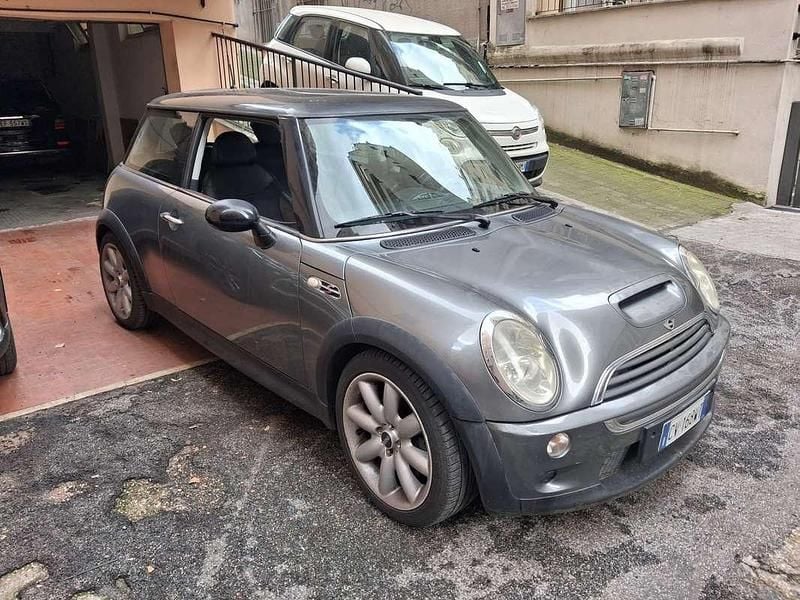 Usata Mini Cooper S 163 CV (119 kW) 2006 Argento Utilitaria