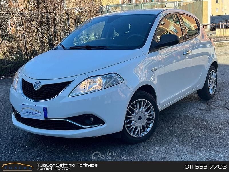 Bianco Usata 2018 Lancia Ypsilon Silver Due volumi | 6500 € (Ottimo prezzo) - Immagine 1/4