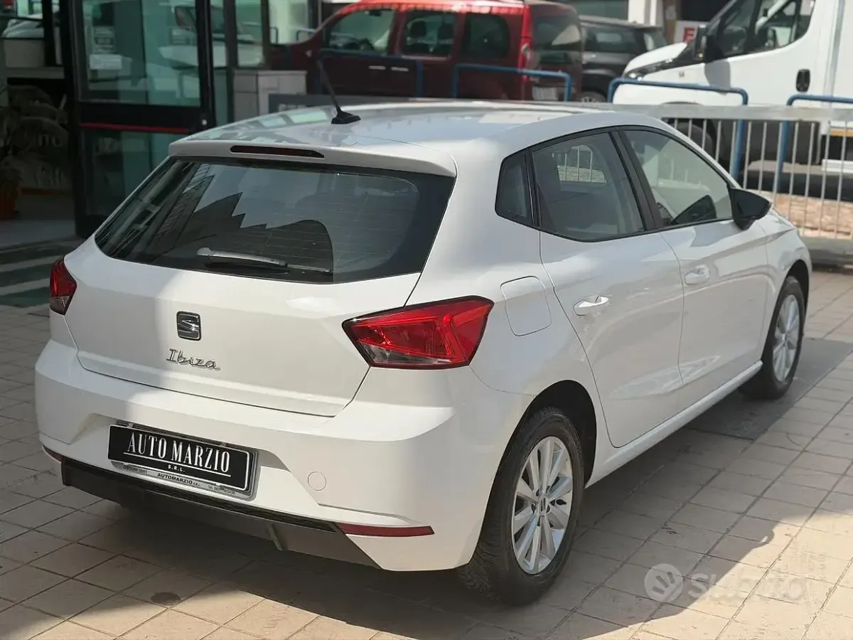 Usata Seat Ibiza Style 95 CV (69 kW) 2022 Bianco Utilitaria