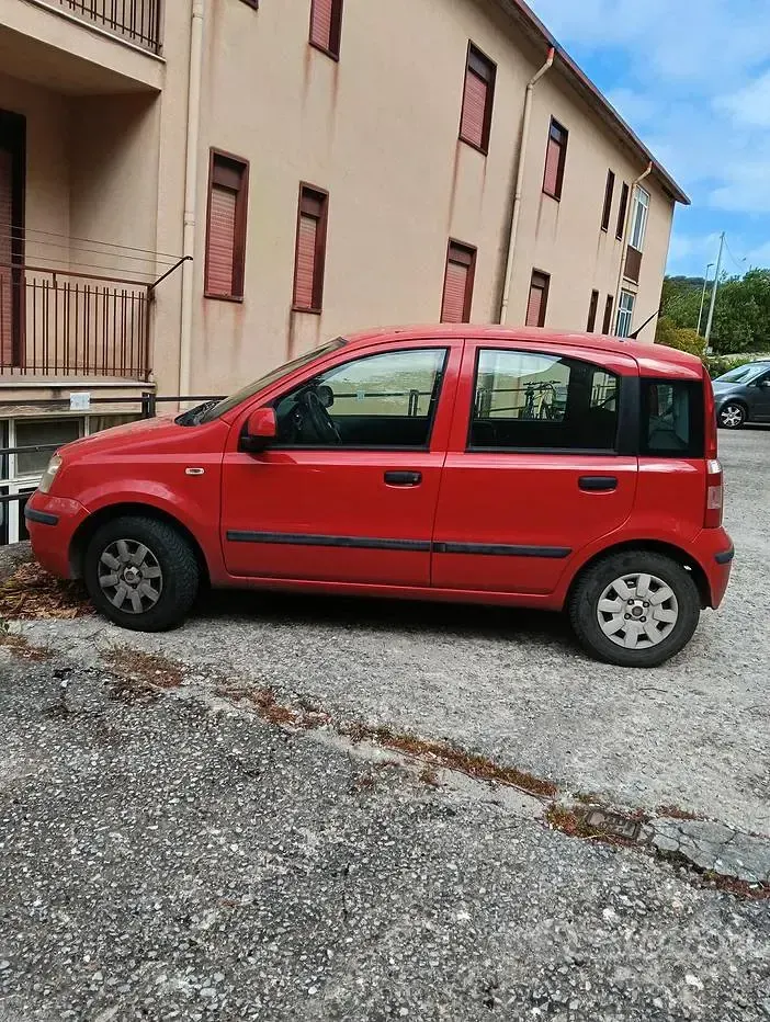 Usata Fiat Panda 70 CV (51 kW) 2011 Utilitaria