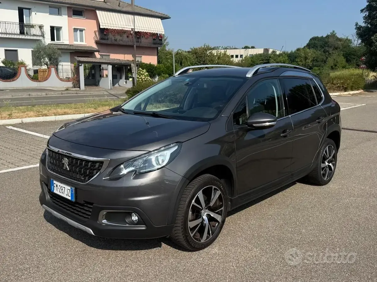 Usata Peugeot 2008 S 110 CV (80 kW) 2017 Grigio SUV