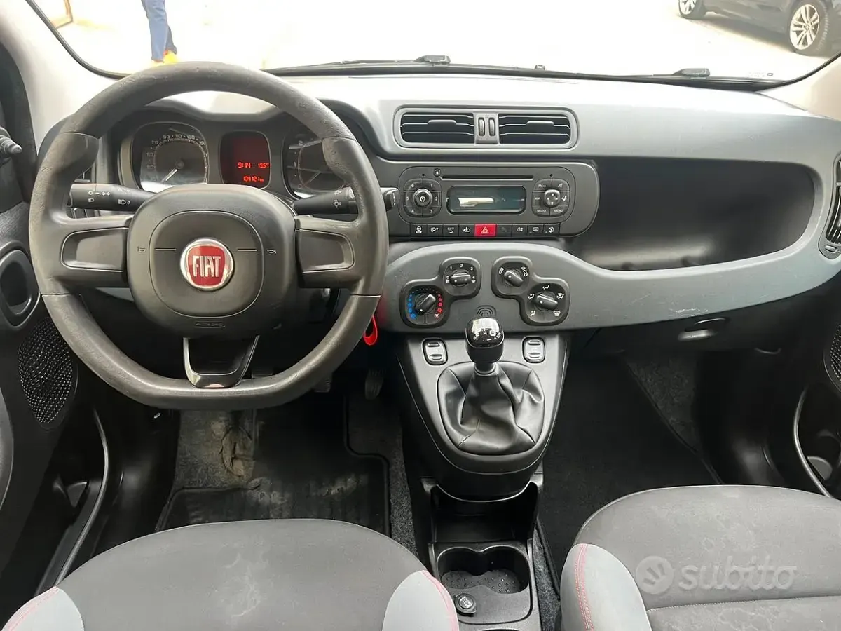 Usata Fiat Panda 95 CV (69 kW) 2017 Rosso Utilitaria