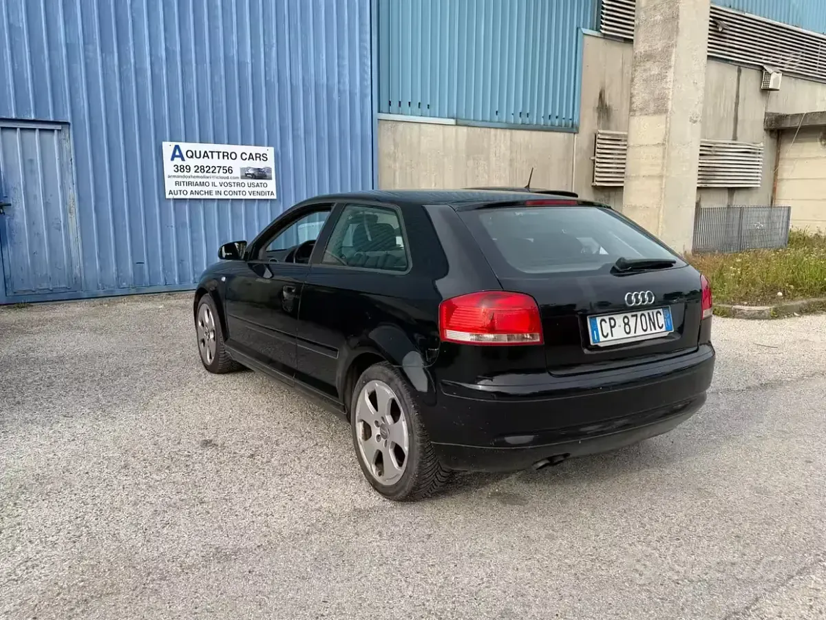 Usata Audi A3 Ambiente 140 CV (102 kW) 2004 Nero Utilitaria