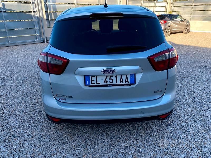 Usata Ford C-MAX Titanium 115 CV (84 kW) 2012 Grigio Monovolume
