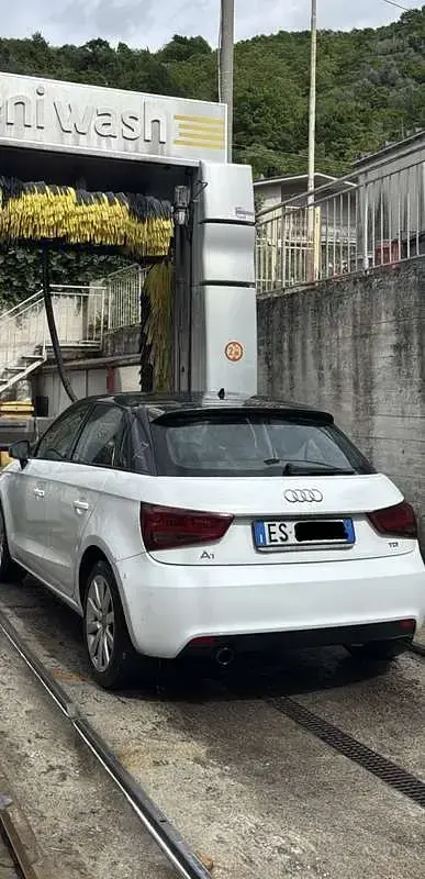 Usata Audi A1 Sportback Ambition 90 CV (66 kW) 2013 Utilitaria