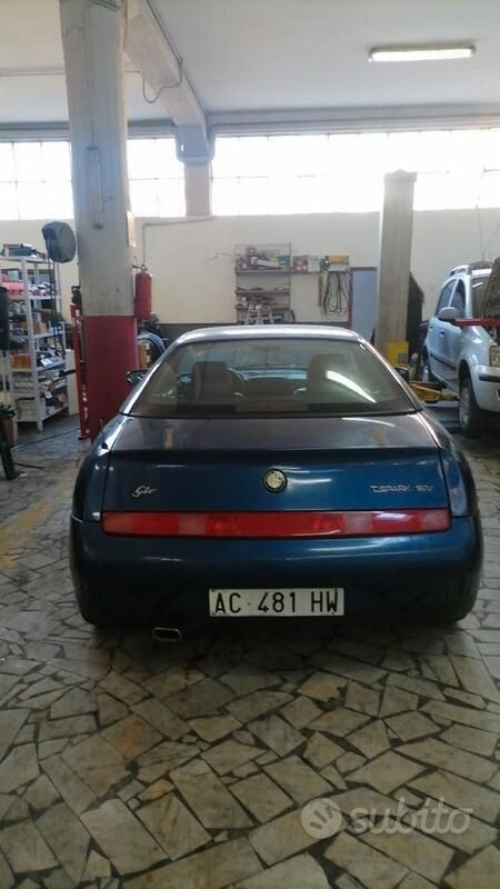 Blu Usata 1996 Alfa Romeo GTV Coupé | 6500 € - Immagine 1/4