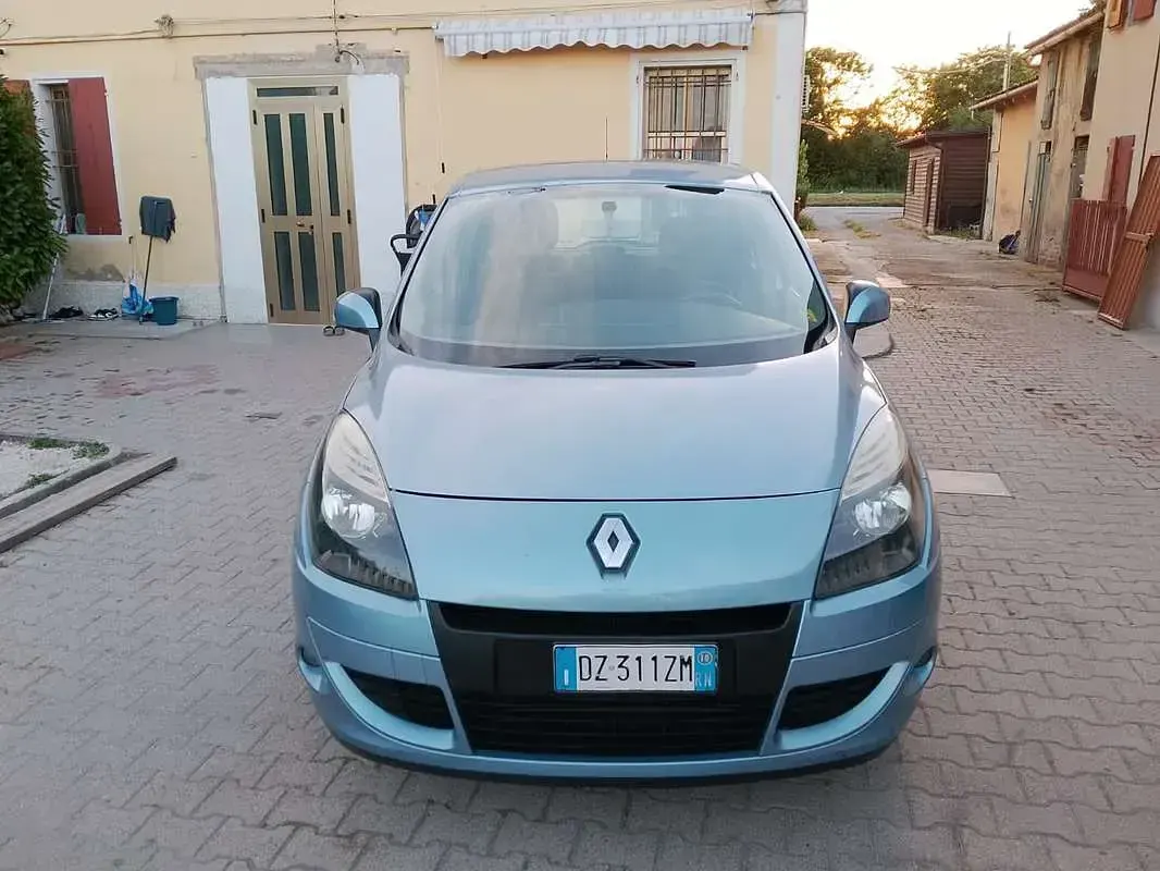 Usata Renault Scenic E-Tech Dynamique 110 CV (80 kW) 2010 Monovolume