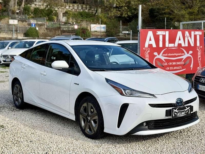 Usata Toyota Prius Lounge 98 CV (72 kW) 2021 Bianco Berlina