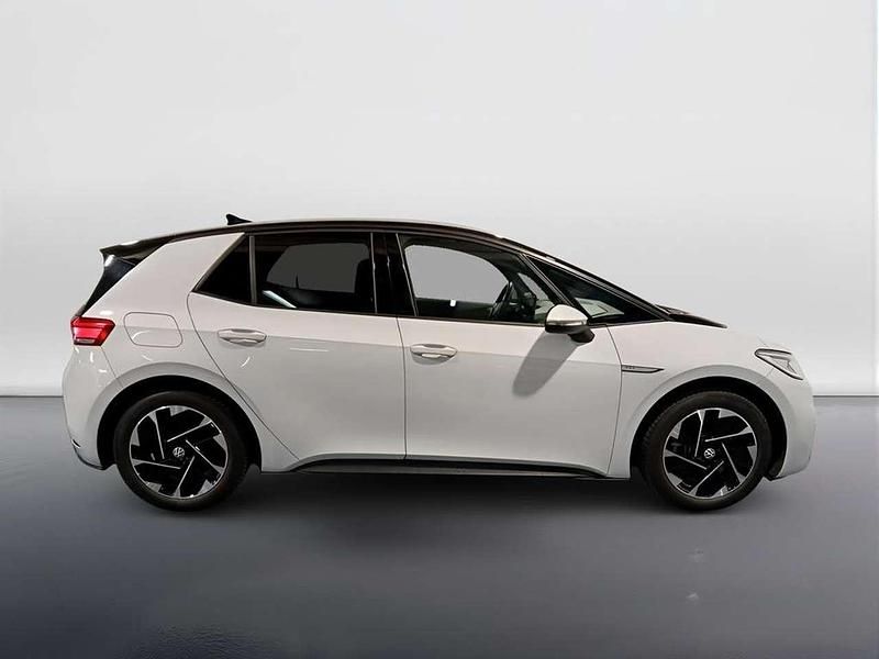 Nuova VW ID.3 Pure 125 kW (170 CV) 2026 Glacier white metallizzato ner Utilitaria
