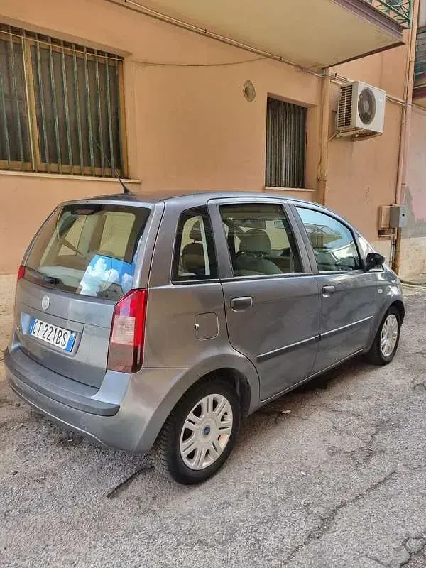 Usata Fiat Idea Active 69 CV (50 kW) 2005 Monovolume