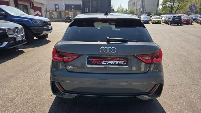 Usata Audi A1 S-Line 110 CV (80 kW) 2024 Grigio SUV