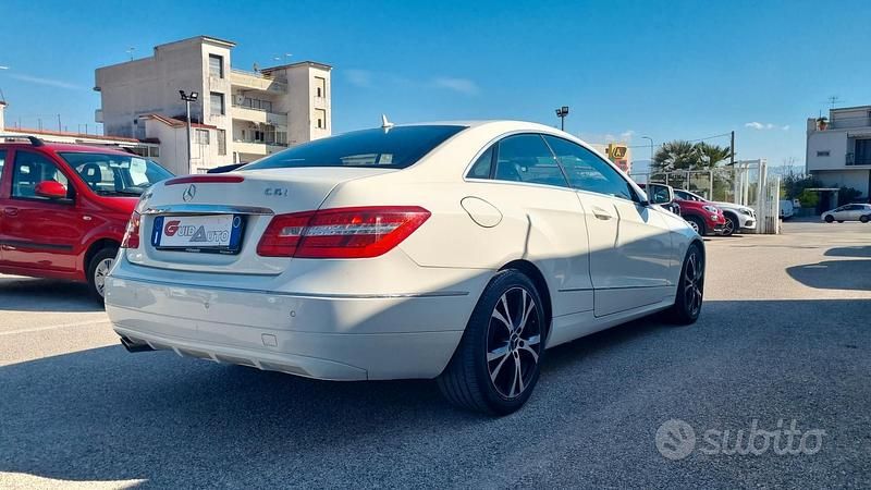 Occasion Mercedes E220 170 ch (125 kW) 2012 Blanc Coupé