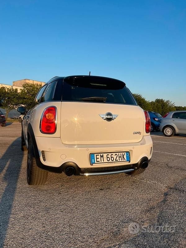 Usata Mini Countryman 2012 Bianco SUV