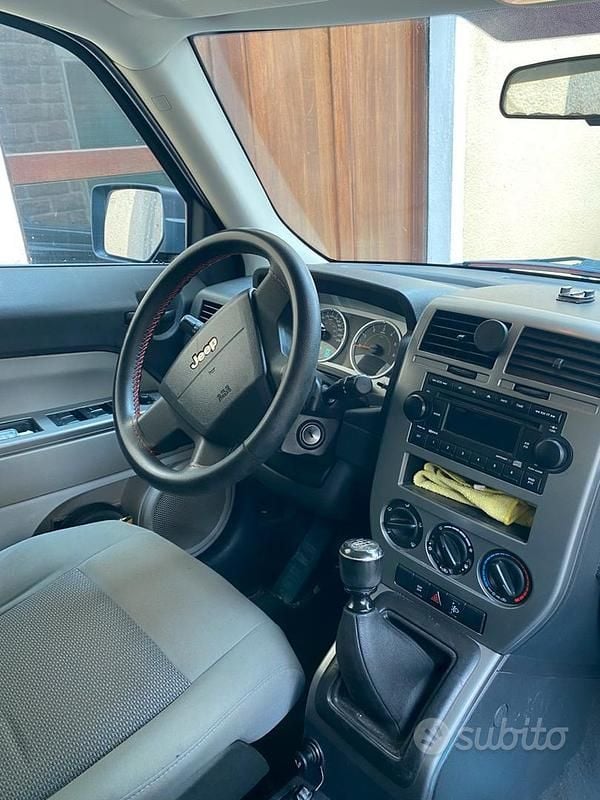 Usata Jeep Patriot 150 CV (110 kW) 2007 SUV