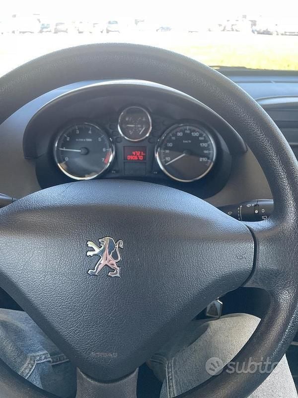 Usata Peugeot 206 2011 Grigio Berlina