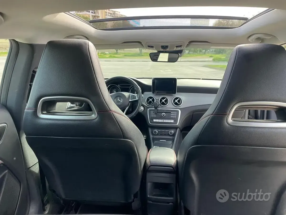 Usata Mercedes CLA200 Premium 136 CV (100 kW) 2017 Grigio Coupé