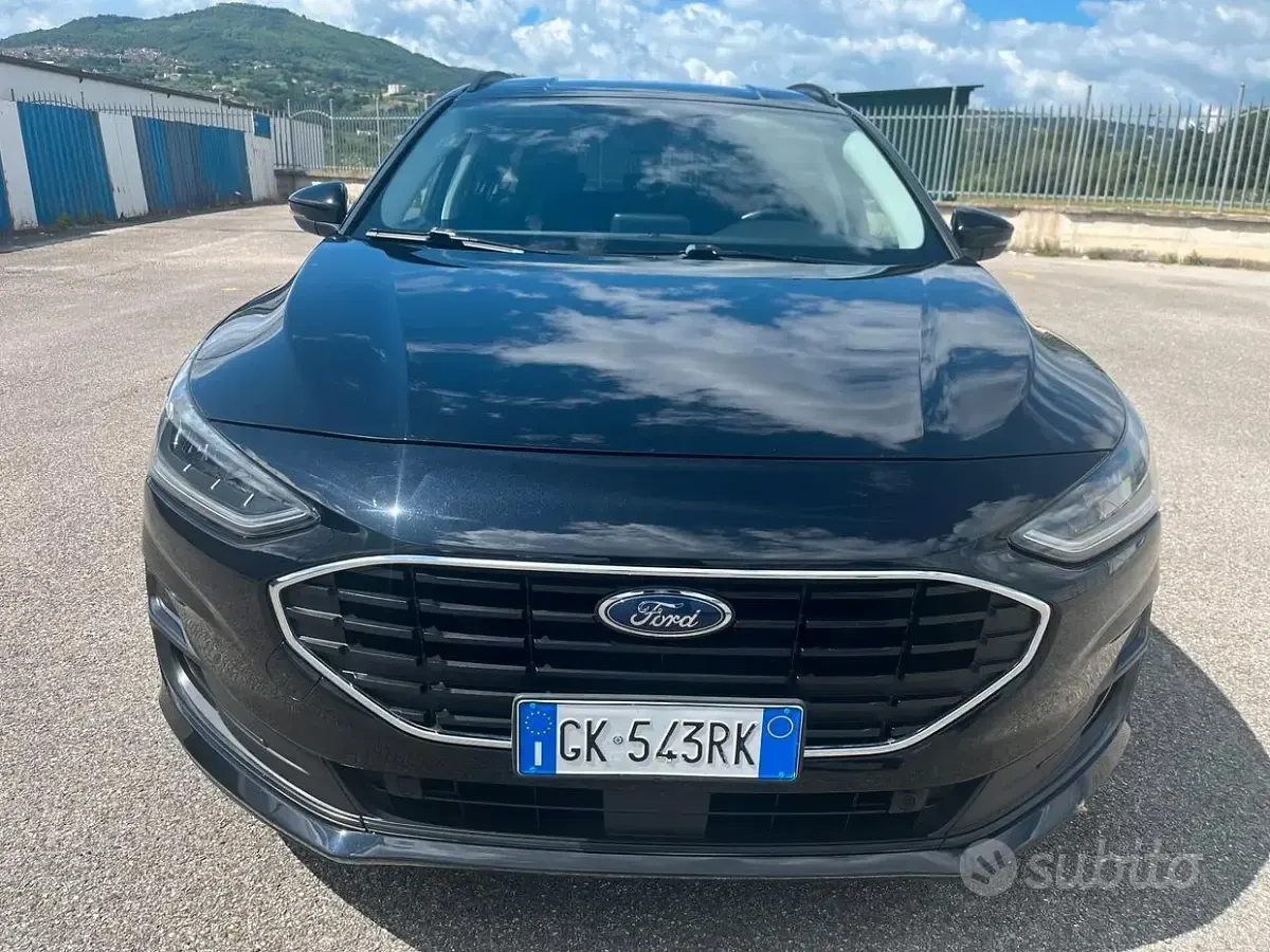 Usata Ford Focus Active 120 CV (88 kW) 2022 Nero Station wagon