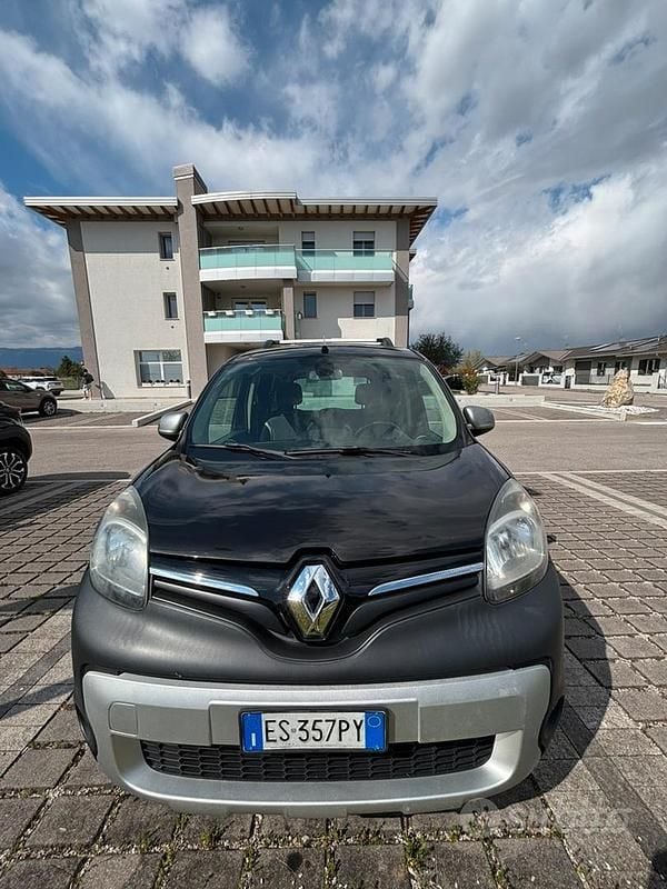 Usata Renault Kangoo 110 CV (80 kW) 2014 Nero Monovolume