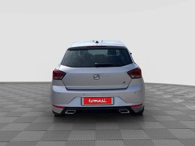 Käytetty Seat Ibiza Style 95 HP (69 kW) 2022 Hopea Viistoperä