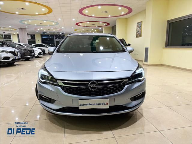 Usata Opel Astra Business Elegance 122 CV (89 kW) 2019 Argento Station wagon
