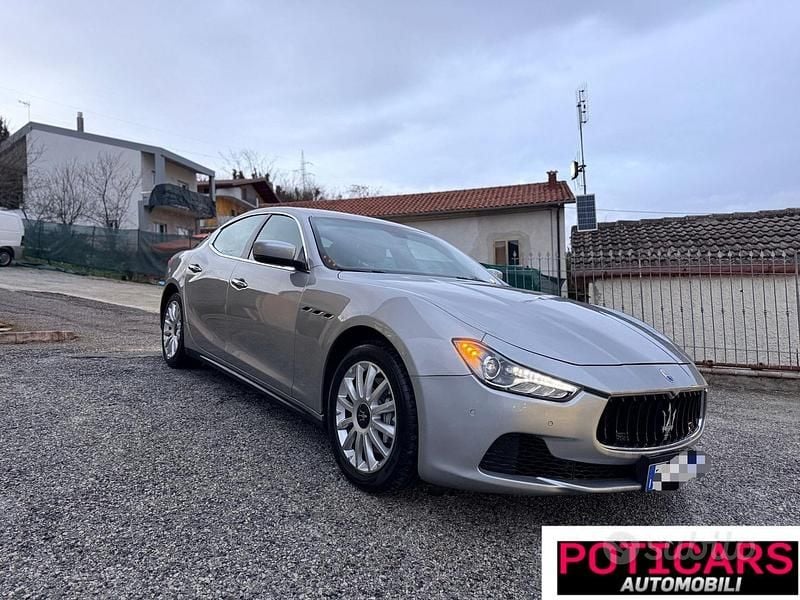 Usata Maserati Ghibli 275 CV (202 kW) 2014 Grigio Berlina