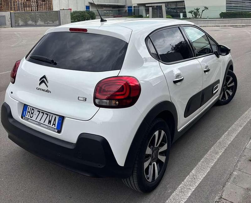 Usata Citroën C3 PureTech 110 CV (80 kW) 2024 Bianco Berlina
