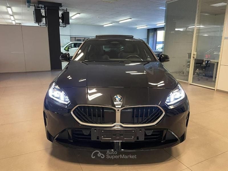 Usata BMW 120 M Sport 170 CV (125 kW) 2025 Nero Utilitaria