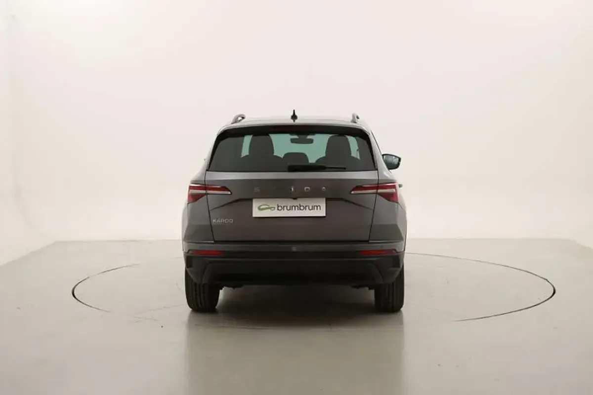 Usata Skoda Karoq Selection 150 CV (110 kW) 2024 Grigio SUV