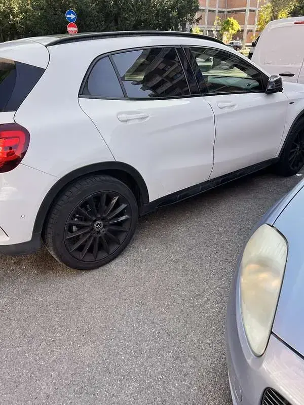 Usata Mercedes GLA220 Edition 170 CV (125 kW) 2018 SUV