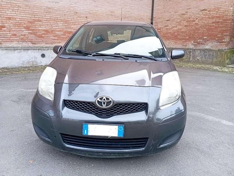 Usata Toyota Yaris 69 CV (50 kW) 2009 Utilitaria