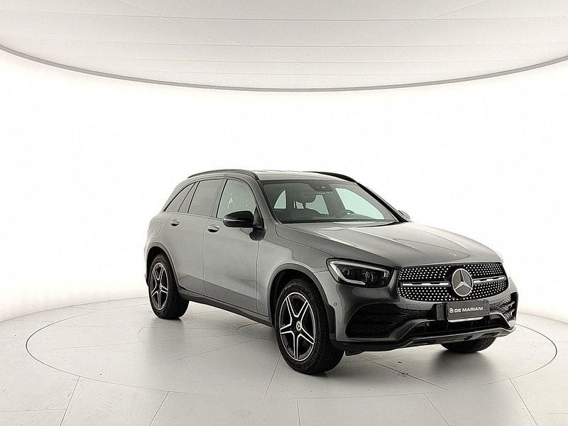 Usata Mercedes GLC220 Premium 194 CV (142 kW) 2021 Grigio selenite metallizzato SUV