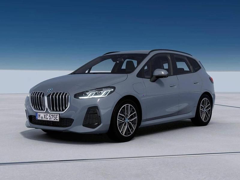 Grigio Nuova 2025 BMW 225 Active Tourer M Sport Monovolume | 52.382 € - Immagine 1/4