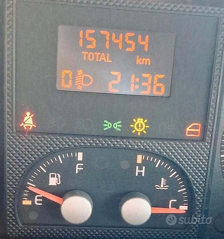 Usata Fiat Idea 70 CV (51 kW) 2007 Grigio Monovolume