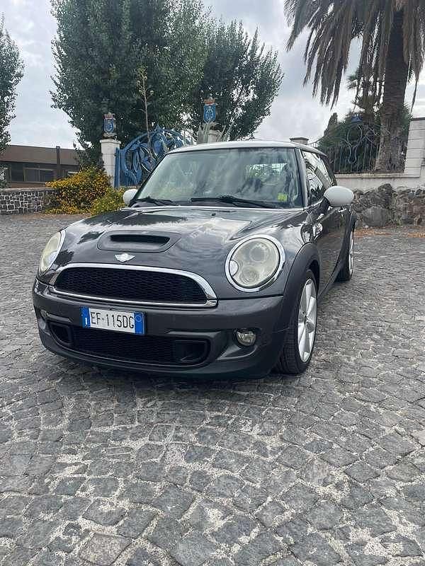 Usata 2010 Mini Cooper S Due volumi | 5900 € (Super prezzo) - Immagine 1/4