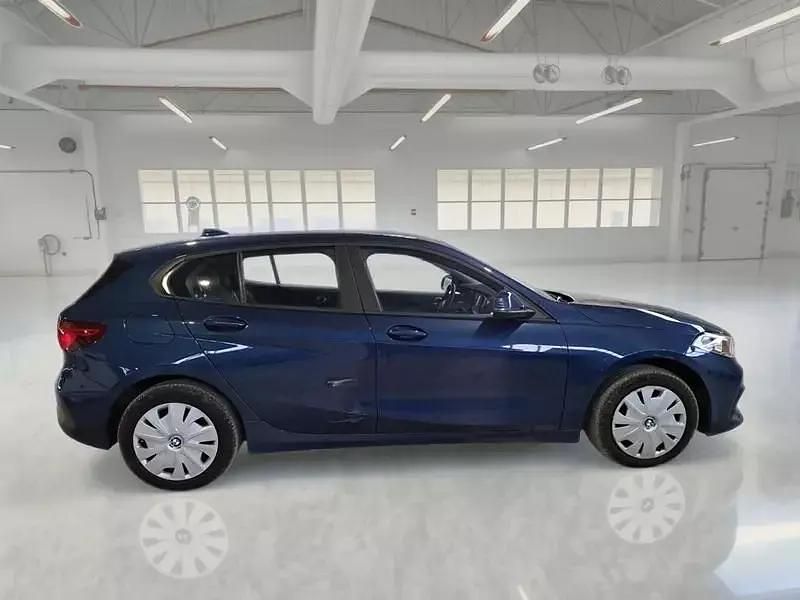 Gebraucht BMW 116 115 PS (84 kW) 2023 Blau Kleinwagen