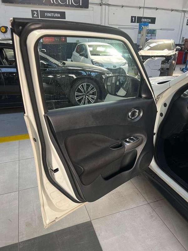 Usata Nissan Juke Visia 110 CV (80 kW) 2016 Bianco SUV